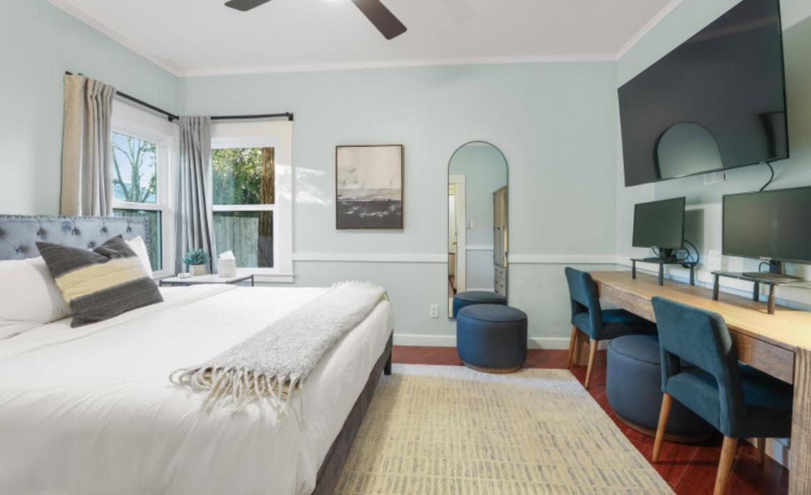 Grape Escape Inn & Suites ロディ エクステリア 写真